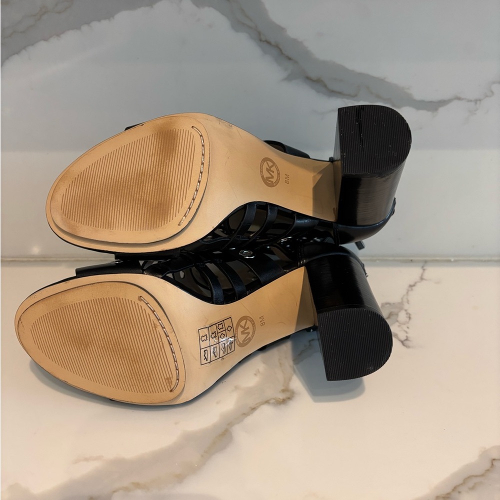 MICHAEL MICHAEL KORS MADDOX STUDDED SANDAL HEELS SIZE 8 - Picture 6 of 7